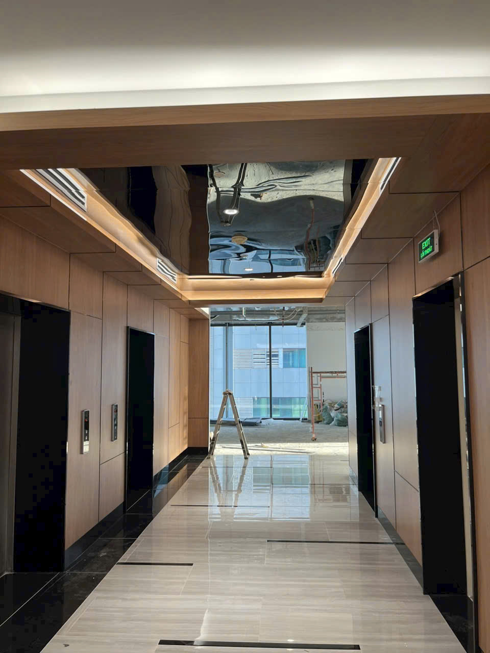 Thi công lắp đặt inox trang trí dự án Waterfront Sài Gòn - ảnh phụ